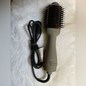 Complex Culture SMOOTHING BLOWOUT BRUSH